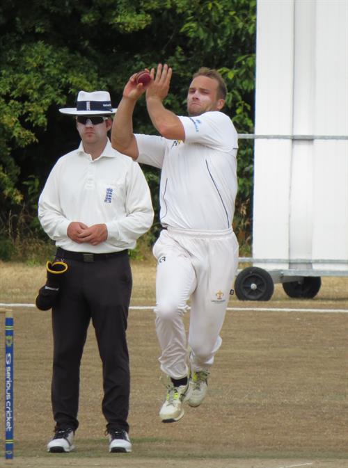 Bedfordshire v Lincolnshire, NCCA Cluberly Eastern Div 2 match, held at Dunstable Town Cricket Club on 02/08/2026 .
Ben Wright bowling for Lincolnshire C.C.C.
12 overs, 4maidens, 1 wicket for 25 runs.