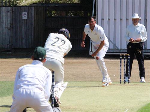 Lincolnshire v Norfolk, NCCA Cluberly Eastern Div 2 match, held at SLEAFORD C C  on 12/07/2026 .
Mark Footitt bowling left arm thunderbolts for Lincolnshire C.C.C.