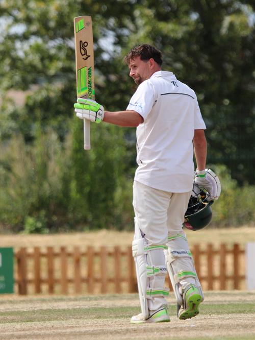 Hertfordshire v Lincolnshire, NCCA Cluberly Eastern Div 2 match, held at Lucas Lane on 26/07/2026 .
Sam Evans of Lincolnshire with another fine century acknowledges the crowd's applause on reaching this milestone.